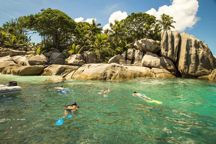 Curieuse St. Pierre Snorkeling and Glass Bottom Boat Tour From Praslin